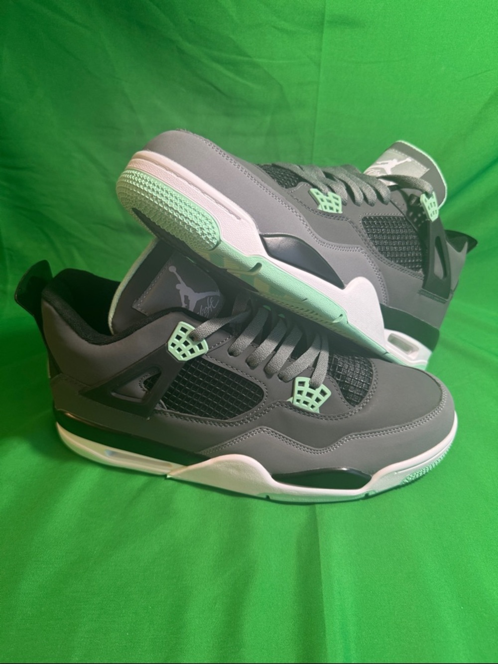 New! Air Jordan 4 Retro "Green Glow"